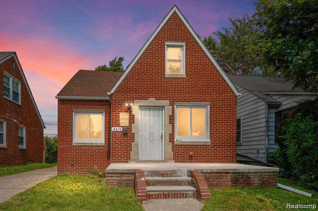 Homes For Sale - 8415 Sherman Avenue <br/> Warren, MI 48089