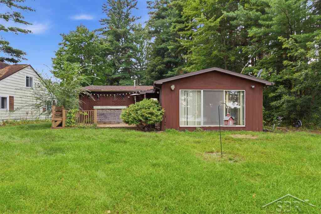 Homes For Sale - 3964 N West River Road <br/> Midland County, Sanford, MI 48657