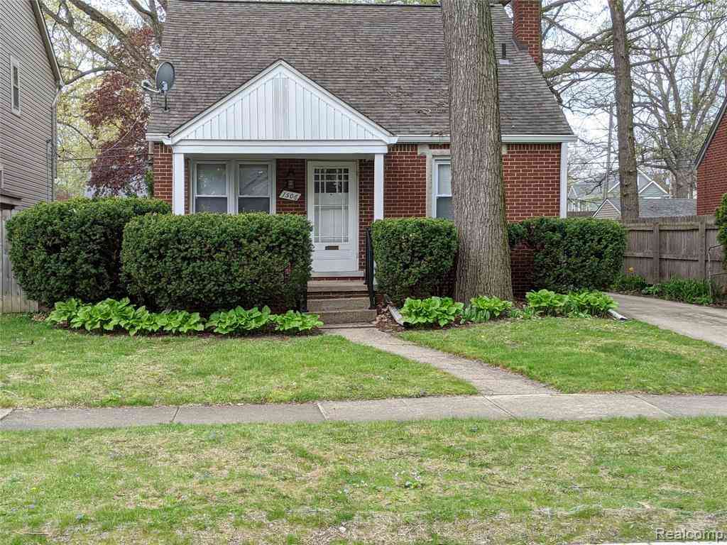 Homes For Sale - 1506 Etowah Avenue <br/> Royal Oak, MI 48067