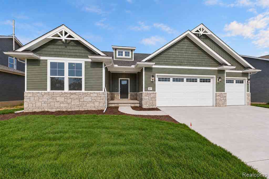 Homes For Sale - 617 Round Rock Drive <br/> Howell, MI 48843