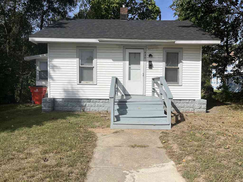 Homes For Sale - 434 S Mccord Street <br/> Benton Harbor, MI 49022