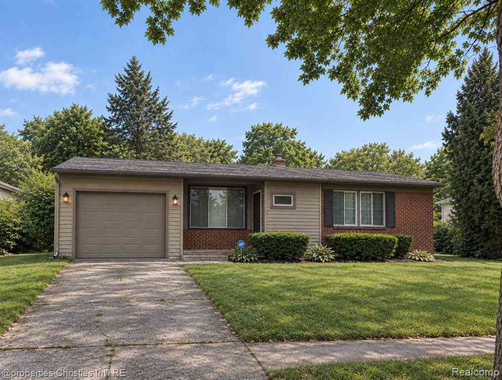 Homes For Sale - 15321 Joan Street <br/> Oak Park, MI 48237
