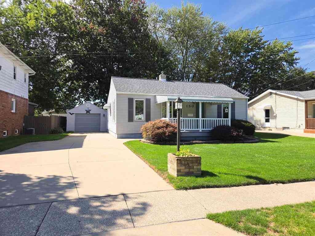 Homes For Sale - 150 Loomis Avenue <br/> Clio, MI 48420