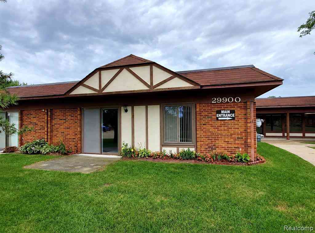 Condo For Sale - 29900 Grand Oaks Drive  #18<br/> Warren, MI 48092