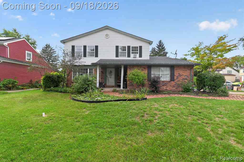 Homes For Sale - 24587 Kings Pointe  <br/> Novi, MI 48375
