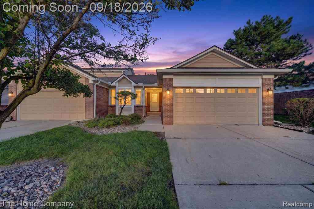Condo For Sale - 17607 Liberty Lane <br/> Wayne County, Brownstown, MI 48193