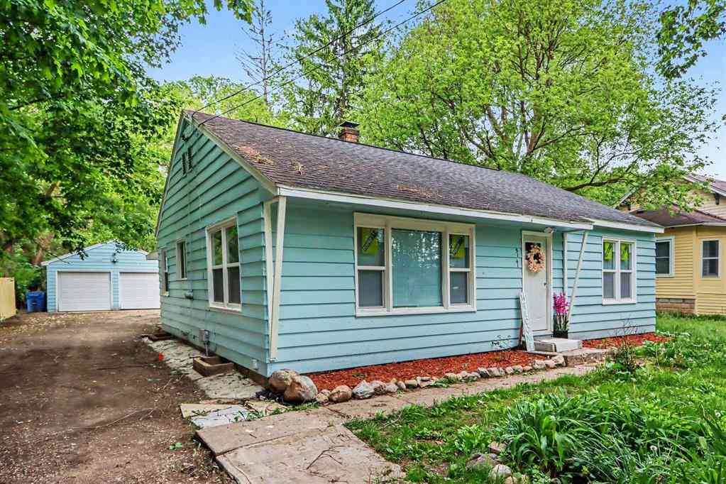 Homes For Sale - 5141 N Westnedge Avenue <br/> Kalamazoo, MI 49004