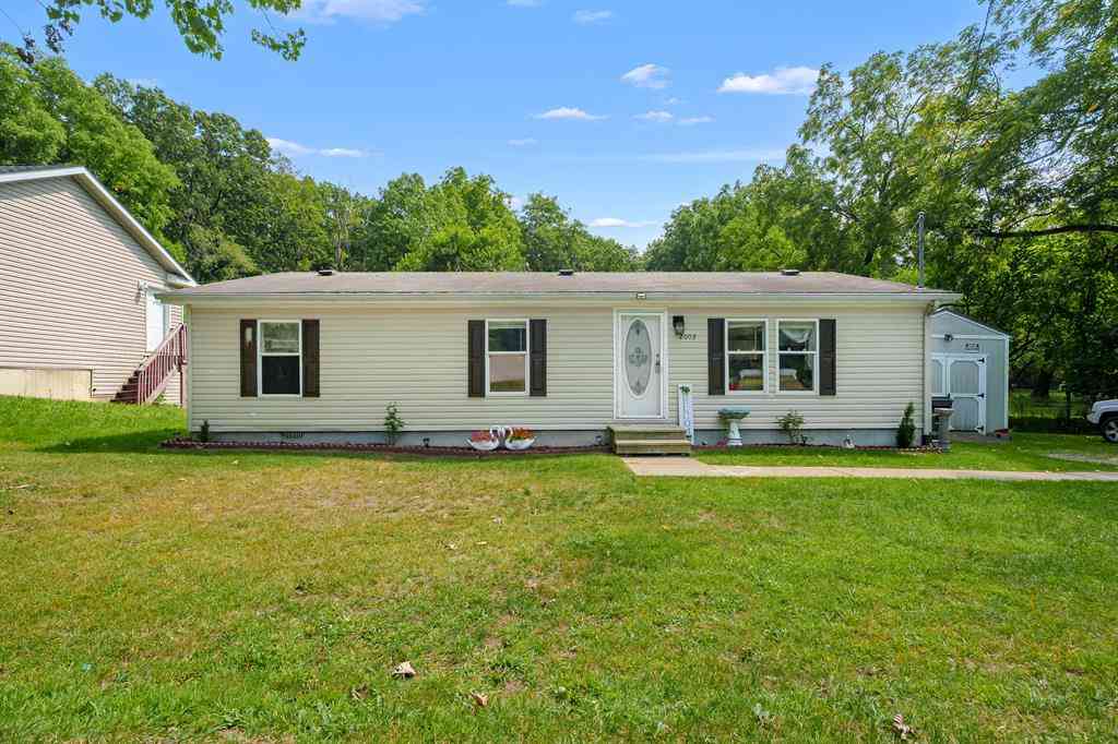 Homes For Sale - 2002 Mount Olivet Road <br/> Kalamazoo, MI 49004