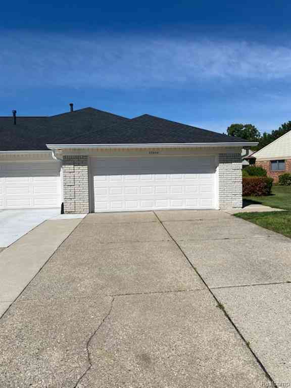 Condo For Sale - 20404 Birch Meadow Drive <br/> Clinton Township, MI 48036