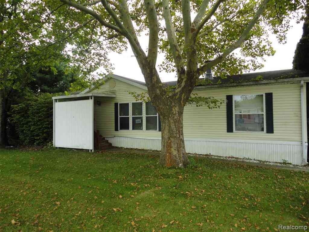 Homes For Sale - 329 Edinborough Street <br/> Temperance, MI 48182