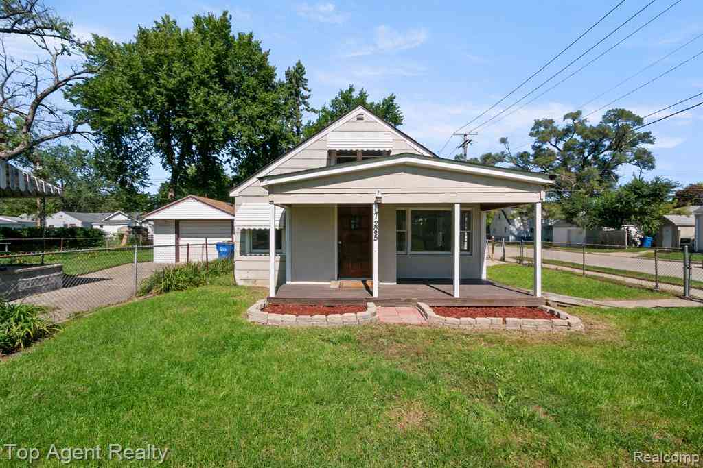 Homes For Sale - 7285 Prospect Avenue <br/> Warren, MI 48091