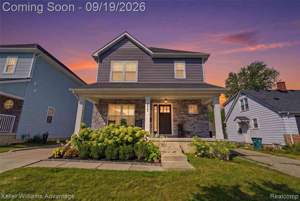 Homes For Sale - 2405 Oakshire Avenue <br/> Berkley, MI 48072