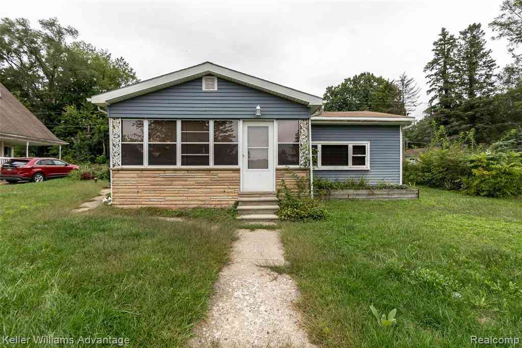 Homes For Sale - 2642 Lakeridge  <br/> Wixom, MI 48393