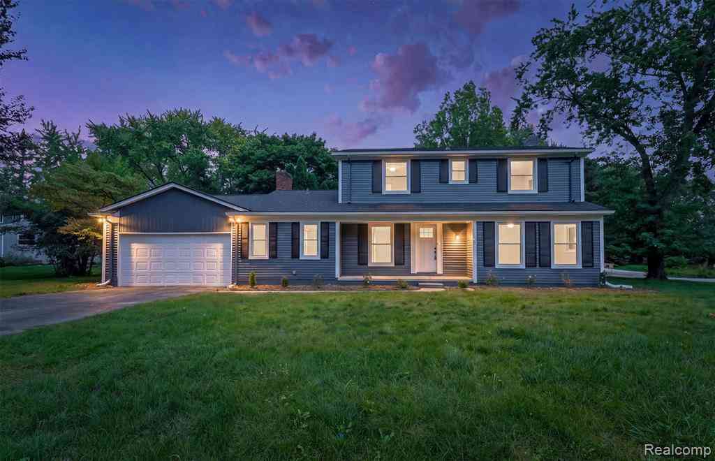 Homes For Sale - 2185 Brenthaven Drive <br/> Bloomfield Hills, MI 48304