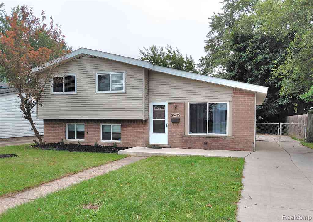 Homes For Rent - 30933 Grandview Avenue <br/> Westland, MI 48186