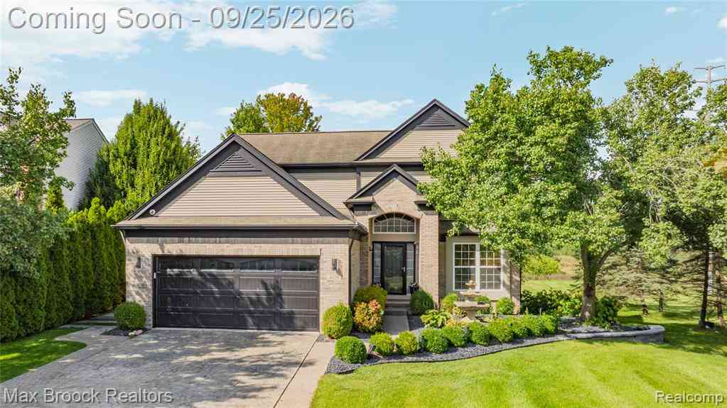 Condo For Sale - 4125 Sonata Drive <br/> Howell, MI 48843