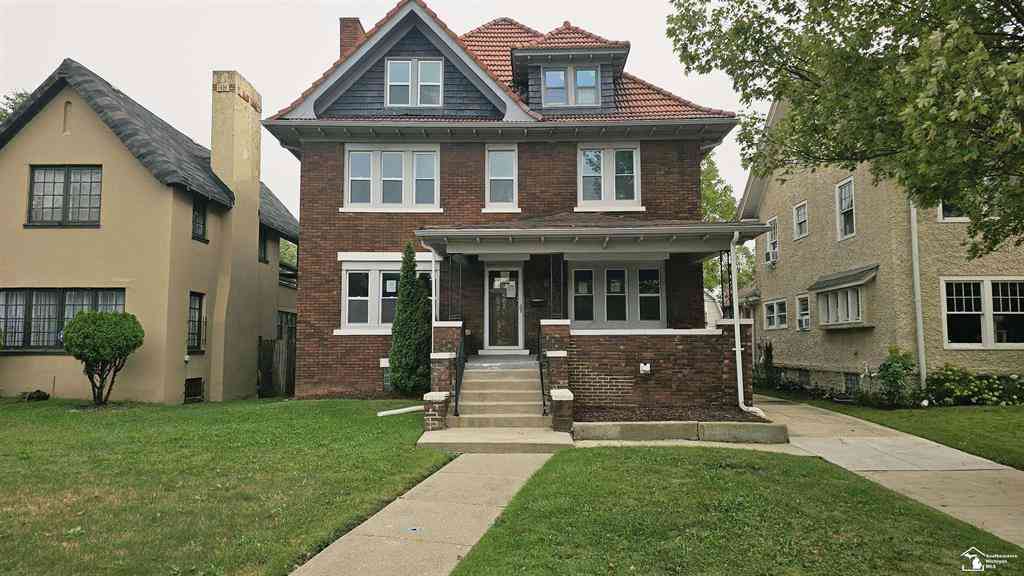 Homes For Sale - 901 Chicago Street <br/> Detroit, MI 48202