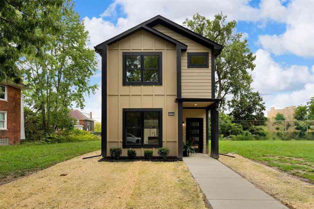 Homes For Sale - 308 Mount Vernon Street <br/> Detroit, MI 48202