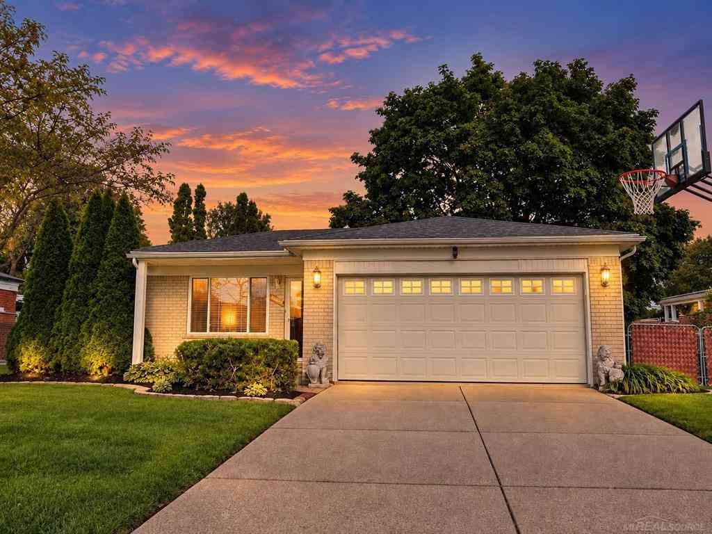 Homes For Sale - 32228 Columbus Drive <br/> Warren, MI 48088