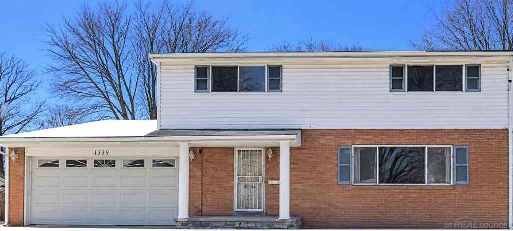 Homes For Sale - 1339 Essling Street <br/> Saginaw, MI 48601