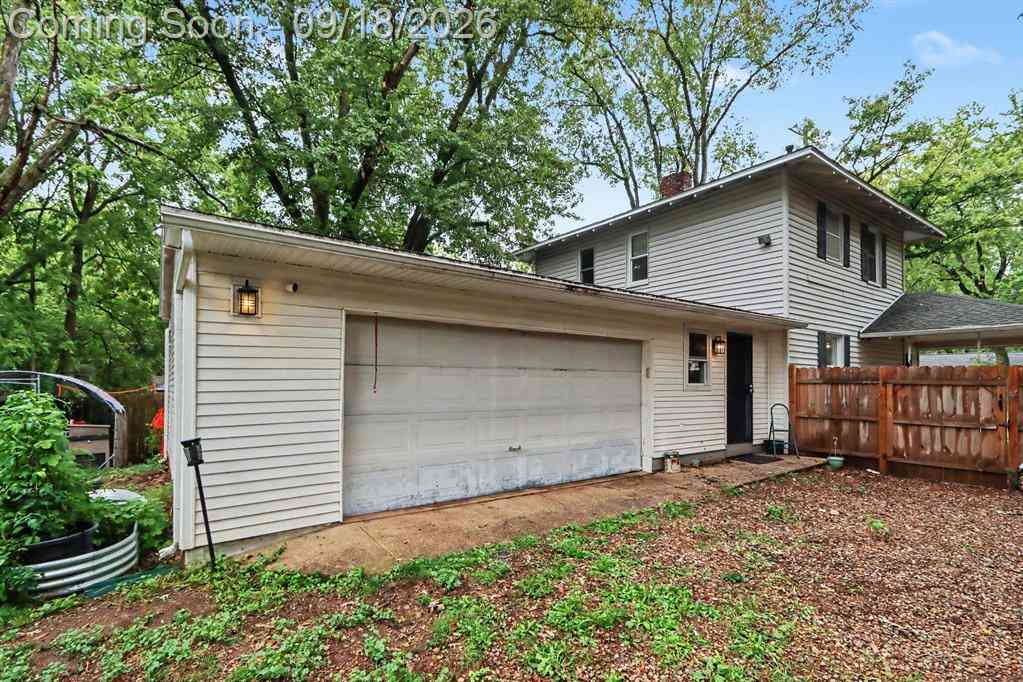 Homes For Sale - 1417 Stamford Avenue <br/> Kalamazoo, MI 49048