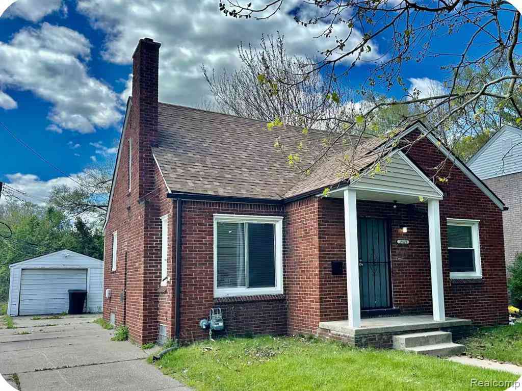 Homes For Sale - 19129 Strasburg Street <br/> Flat Rock, MI 48205