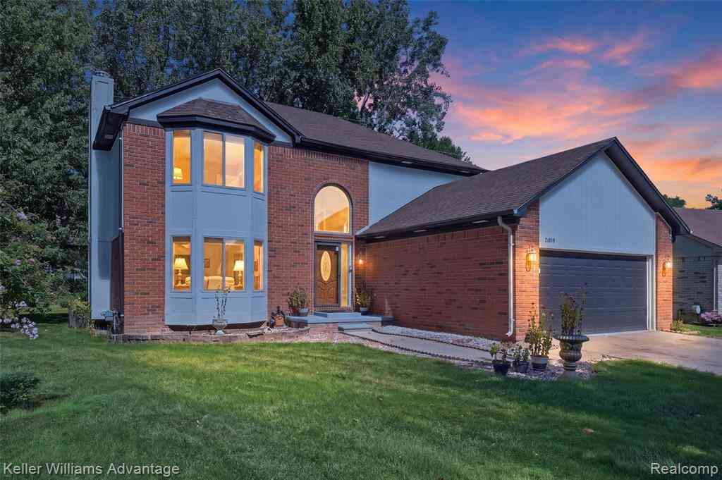 Homes For Sale - 21019 Birchwood Lane <br/> Macomb, MI 48044