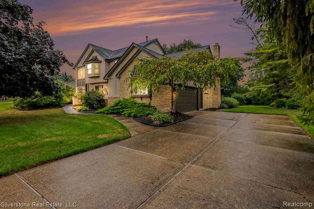 Homes For Rent - 869 Timberline Drive <br/> Rochester, MI 48309