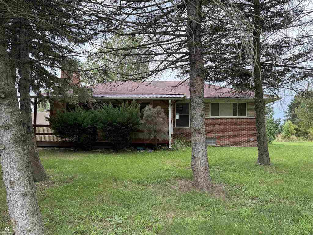 Homes For Sale - 2627 Reeves Road <br/> Saint Clair County, Riley, MI 48041
