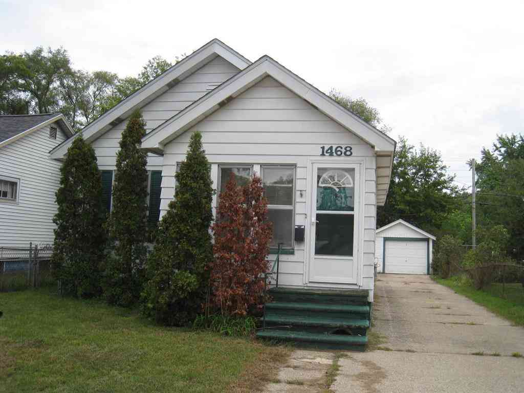 Homes For Sale - 1468 Winters Street <br/> Muskegon, MI 49442