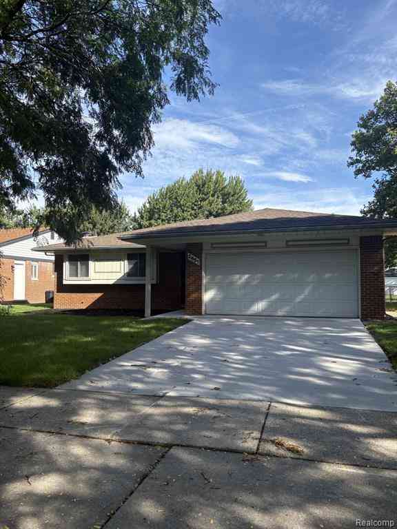Homes For Rent - 2651 Arrowhead Drive <br/> Troy, MI 48083