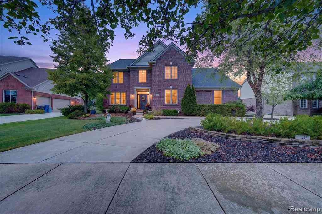 Homes For Sale - 432 E Canford Park <br/> Canton, MI 48187