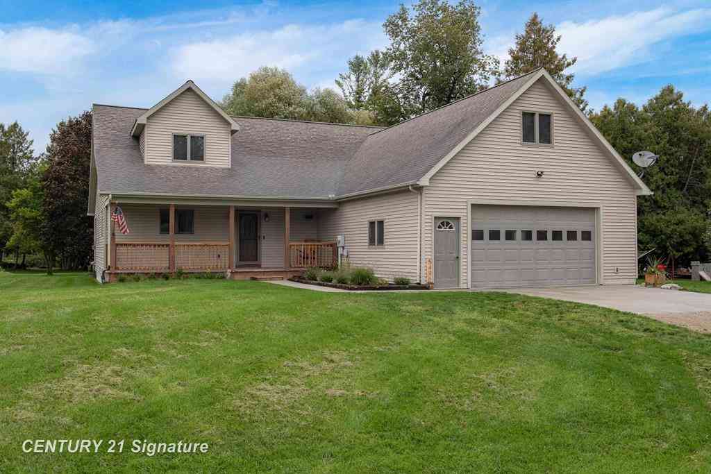 Homes For Sale - 5496 S Cedar River Road <br/> Gladwin, MI 48624