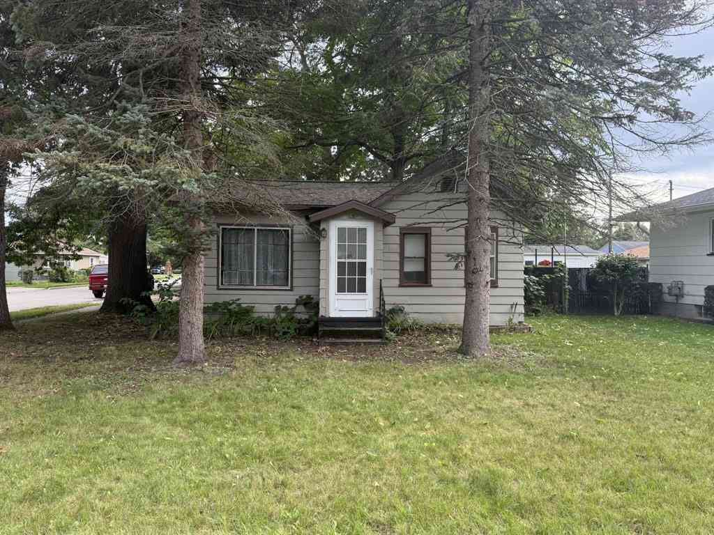 Homes For Sale - 1291 Amity Avenue <br/> Muskegon, MI 49442