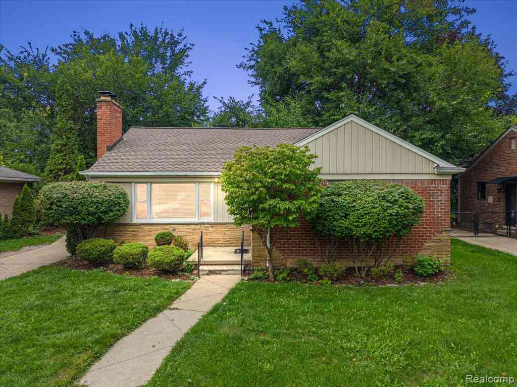 Homes For Sale - 3034 Woodslee Drive <br/> Royal Oak, MI 48073