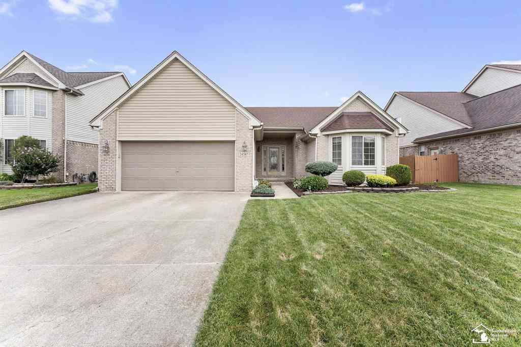 Homes For Sale - 24587 Brentwood Drive <br/> Wayne County, Brownstown, MI 48183