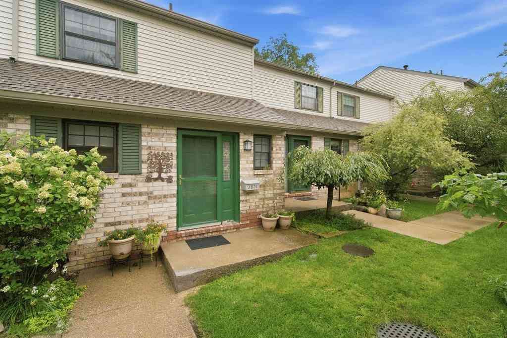 Condo For Sale - 3831 Greenleaf Circle <br/> Kalamazoo, MI 49008