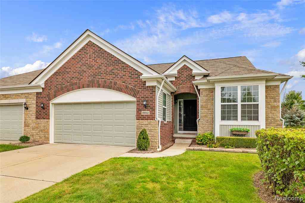 Condo For Sale - 49502 Lakewood Street  #93<br/> Macomb, MI 48042