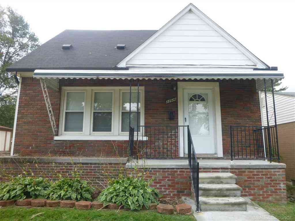 Homes For Sale - 22926 Glenbrook Street <br/> Saint Clair Shores, MI 48082