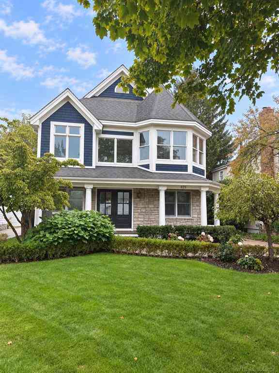 Homes For Sale - 875 S Bates Street <br/> Birmingham, MI 48009