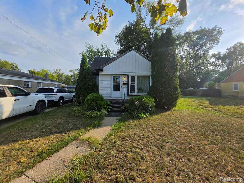 Homes For Sale - 1402 Magnolia Drive <br/> Inkster, MI 48141