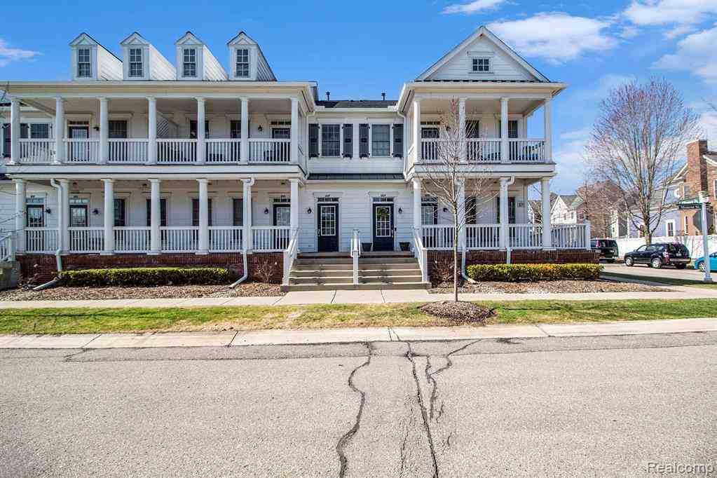 Condo For Sale - 50197 Monroe Street  #83<br/> Canton, MI 48188