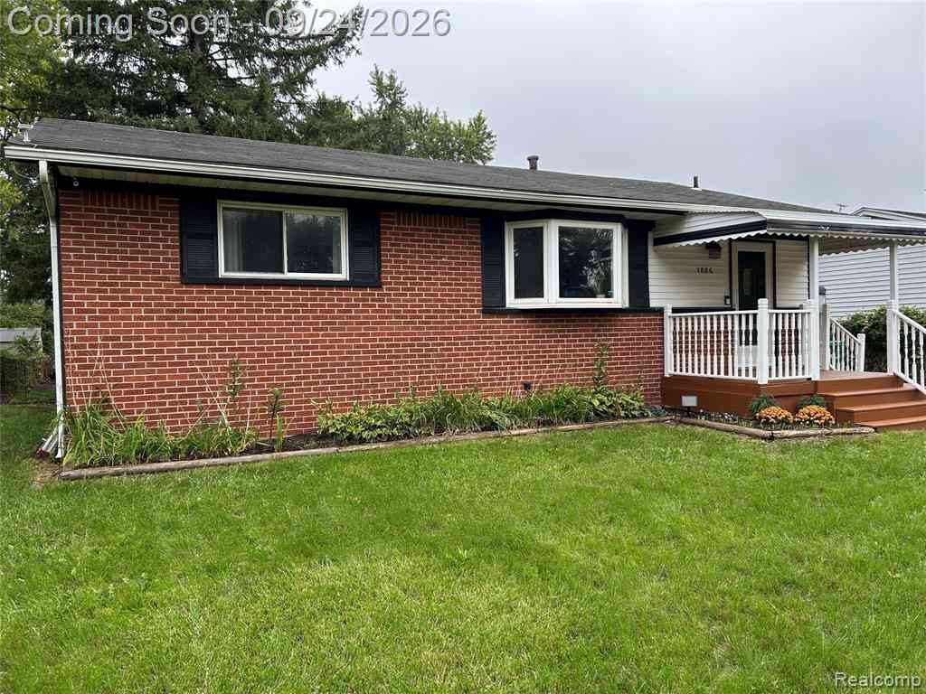 Homes For Sale - 1886 Emerson Avenue <br/> Ypsilanti, MI 48198