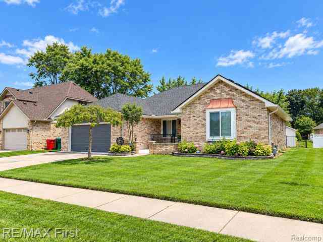 Homes For Sale - 46210 Jackson Drive <br/> Macomb, MI 48044