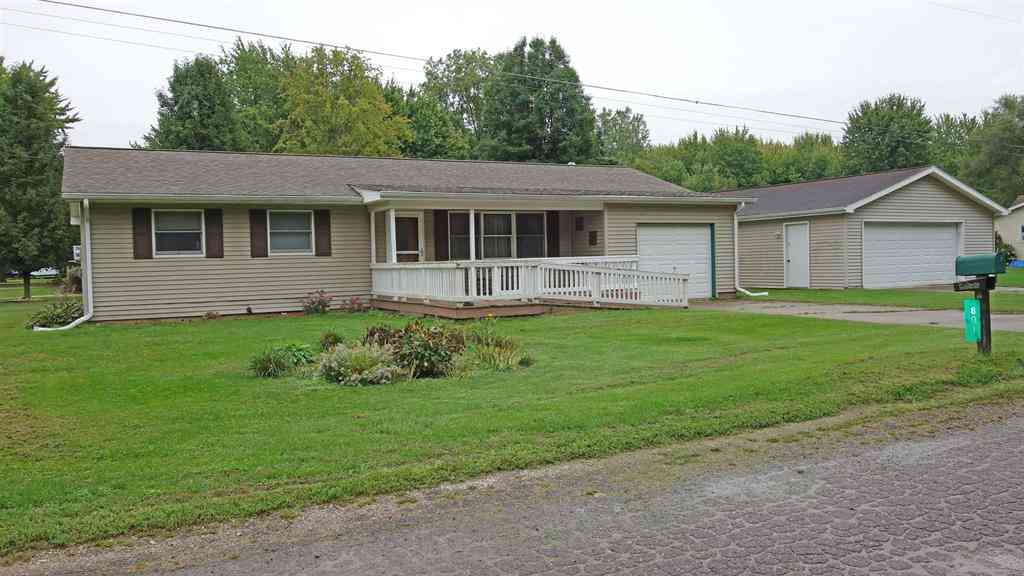 Homes For Sale - 801 Firwood Street <br/> Chesaning, MI 48616
