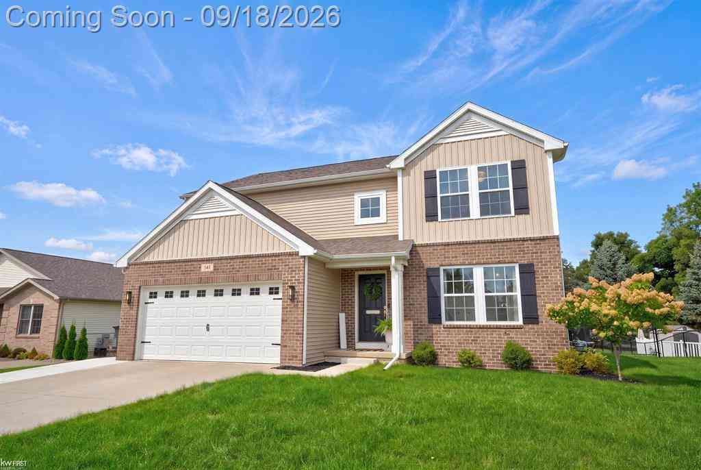 Homes For Sale - 341 Golfside Drive <br/> Lapeer, MI 48446