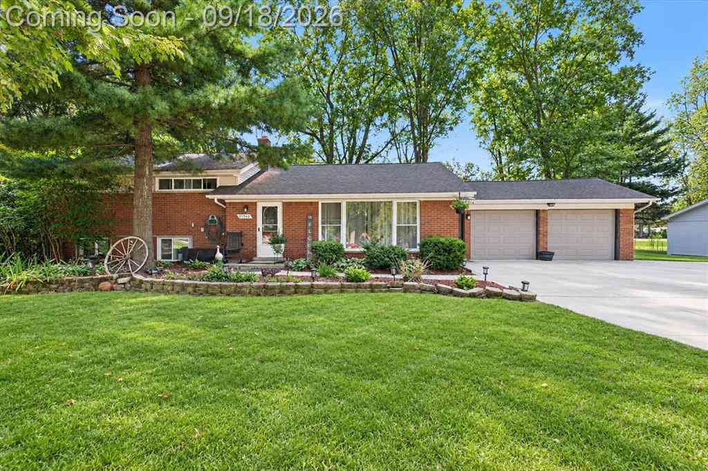 Homes For Sale - 21940 Wendell Street <br/> Clinton Township, MI 48036