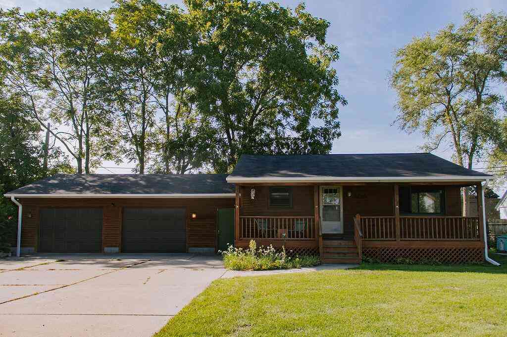 Homes For Sale - 408 W 20th Street <br/> Ottawa County, Holland, MI 49423