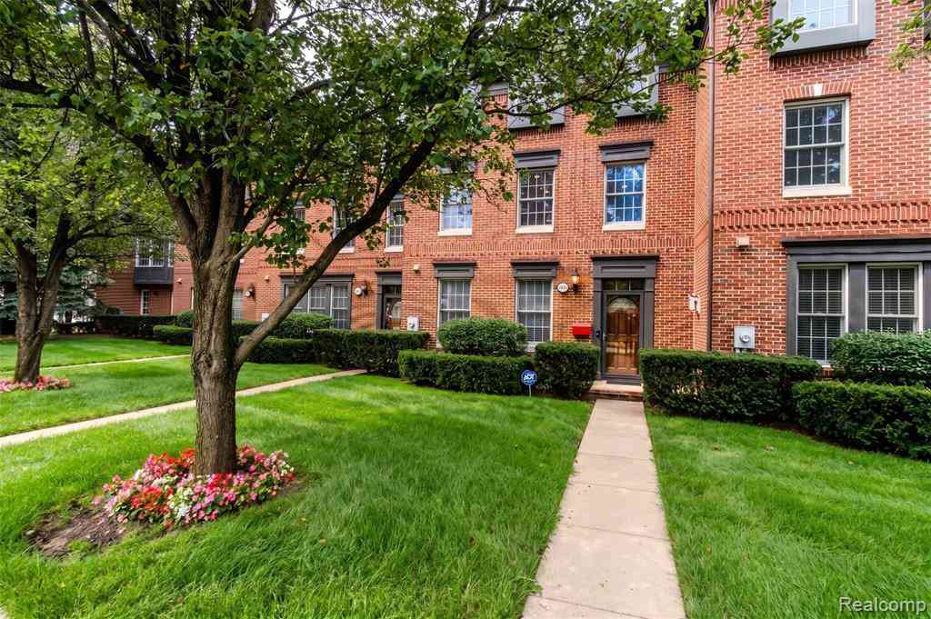 Condo For Rent - 805 N Sherman Drive <br/> Royal Oak, MI 48067