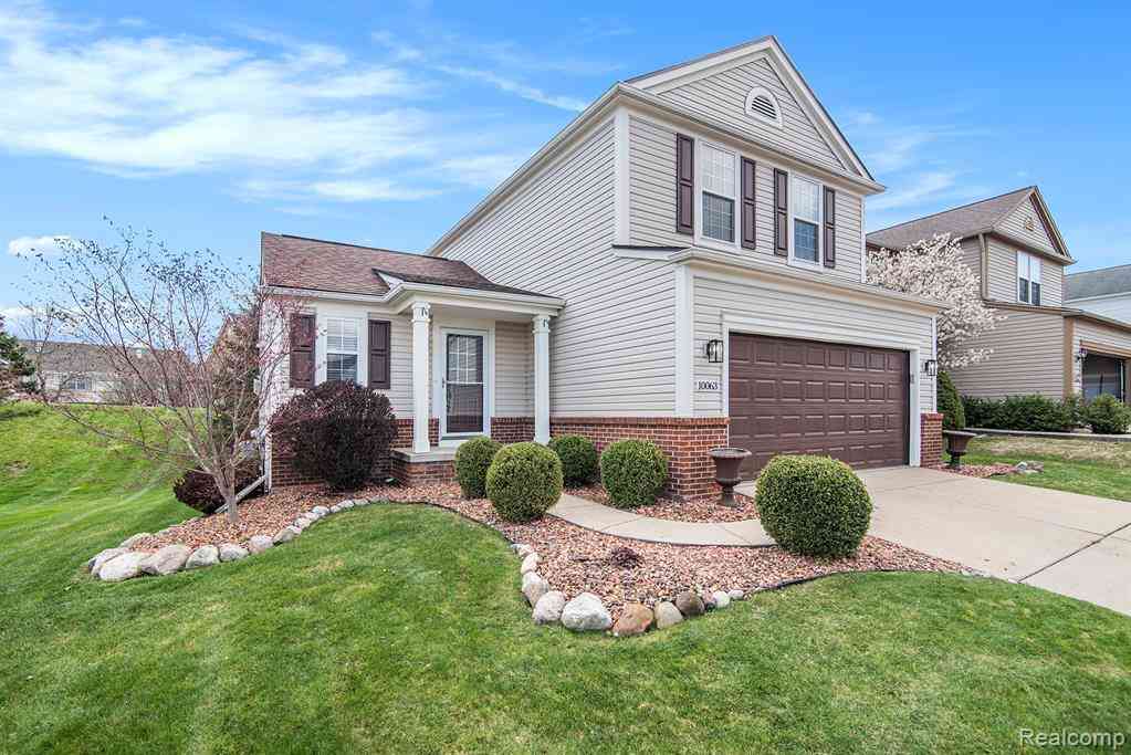 Homes For Rent - 10063 Scenic Ridge Boulevard <br/> Genesee County, Holly, MI 48442
